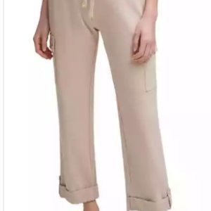 {PM} Calvin Klein - Beige Jogger Capri Pant